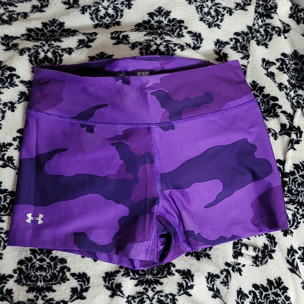Size Small Under Armour shorts